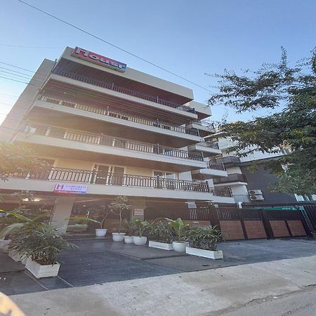 Housr Sector 45 Gurgaon Near Artemis Hospital Hotel Екстериор снимка