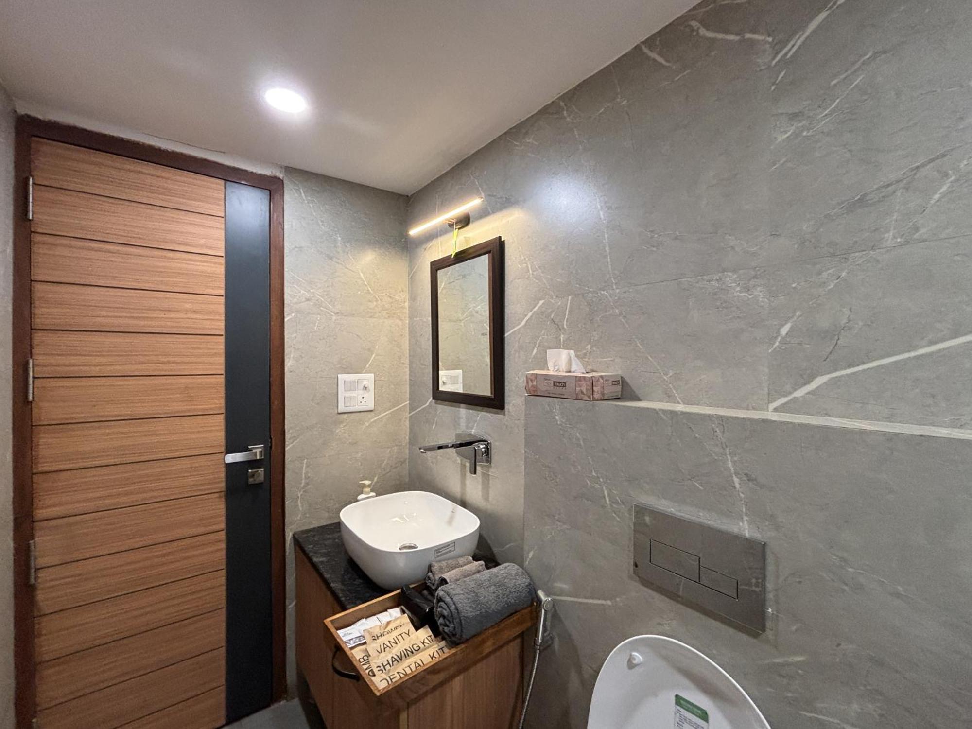 Housr Sector 45 Gurgaon Near Artemis Hospital Hotel Екстериор снимка
